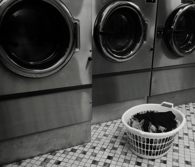 laundromat washing machines